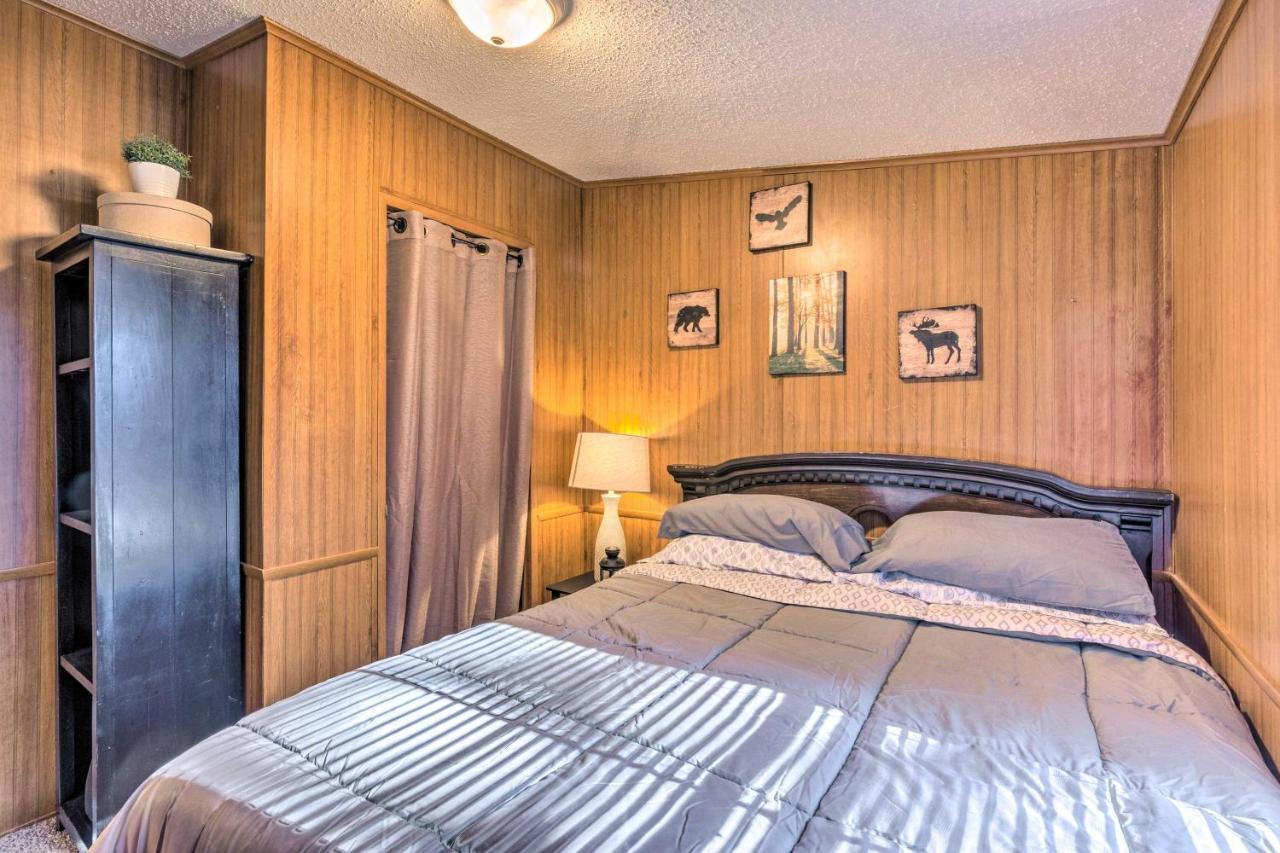Relaxing Lincoln Forest Retreat With Wraparound Deck 克劳德克罗夫特 外观 照片